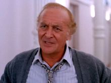 Robert Loggia