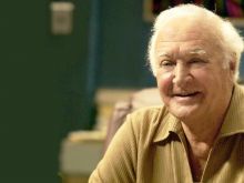 Robert Loggia