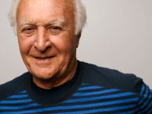 Robert Loggia