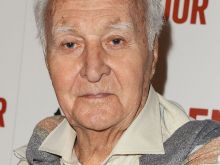 Robert Loggia