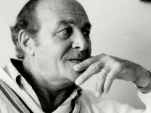 Robert Loggia