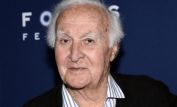 Robert Loggia