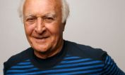 Robert Loggia