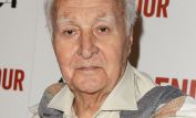 Robert Loggia