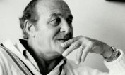 Robert Loggia