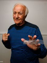 Robert Loggia