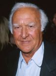 Robert Loggia