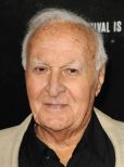 Robert Loggia