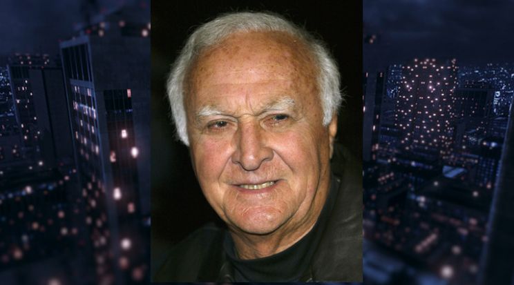 Robert Loggia