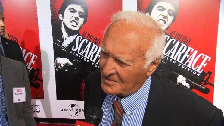 Robert Loggia