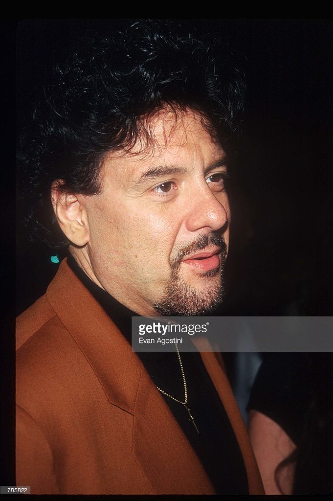 Pictures of Robert Pastorelli