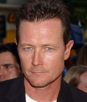 Robert Patrick