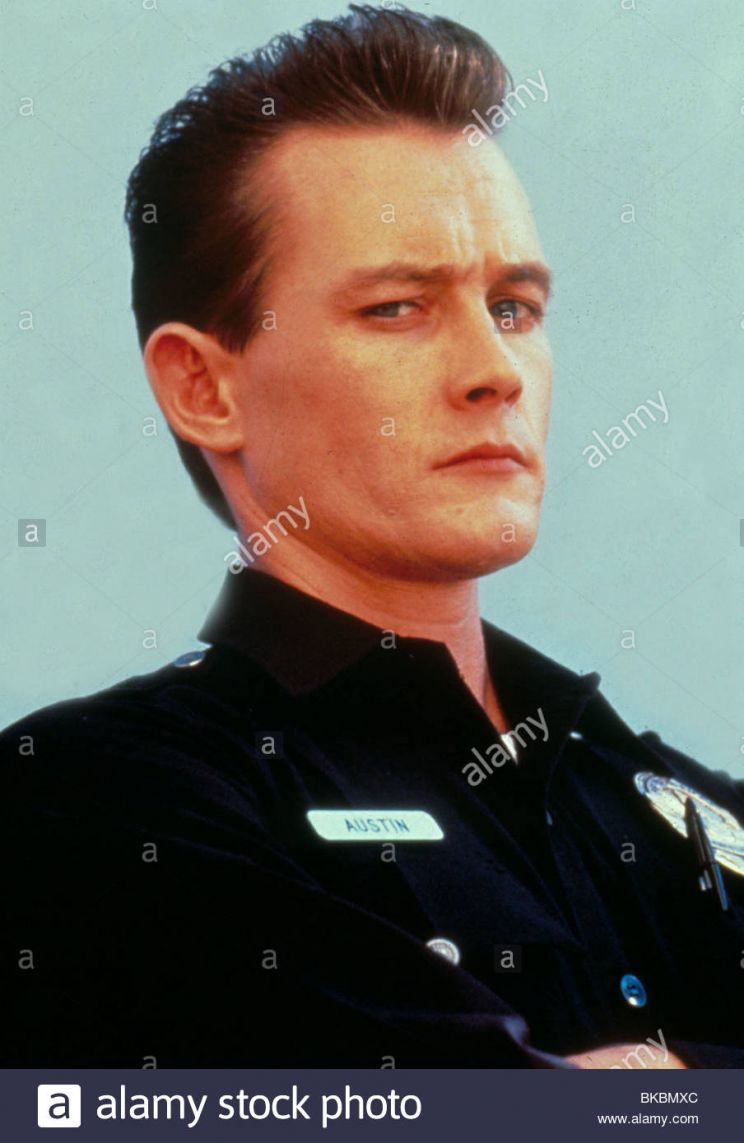 Robert Patrick