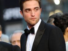 Robert Pattinson photo