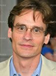 Robert Sean Leonard