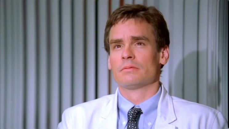 Robert Sean Leonard