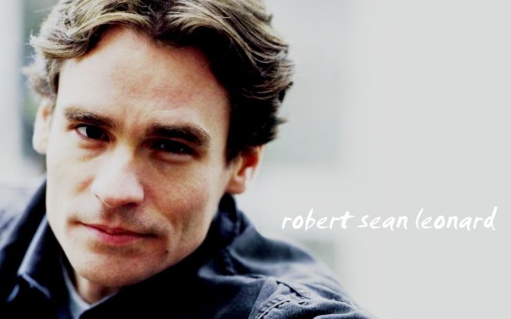 Robert Sean Leonard