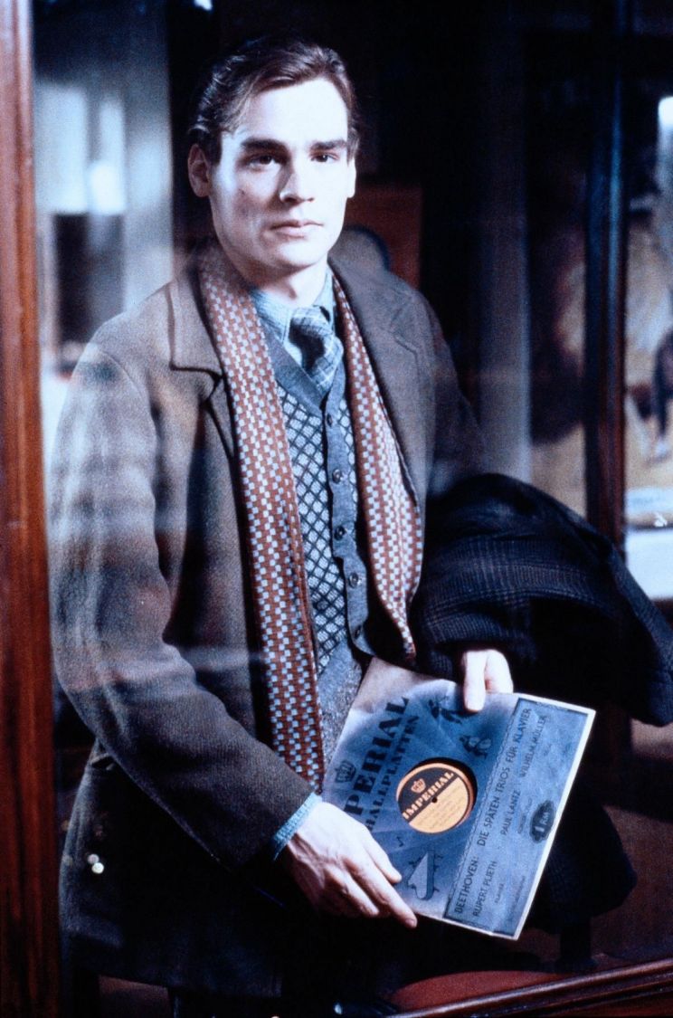 Robert Sean Leonard