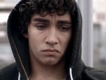 Robert Sheehan