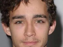 Robert Sheehan