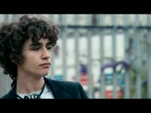 Robert Sheehan