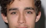 Robert Sheehan