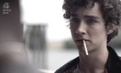 Robert Sheehan