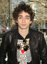 Robert Sheehan