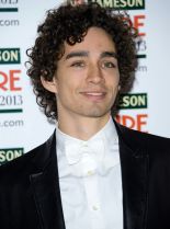 Robert Sheehan