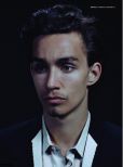 Robert Sheehan