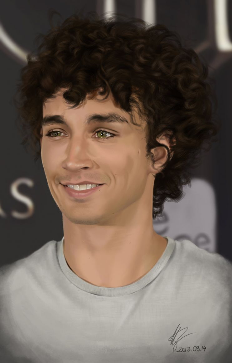 Robert Sheehan