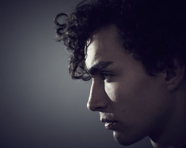 Robert Sheehan