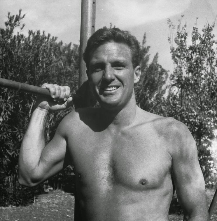 Robert Stack