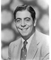 Robert Strauss