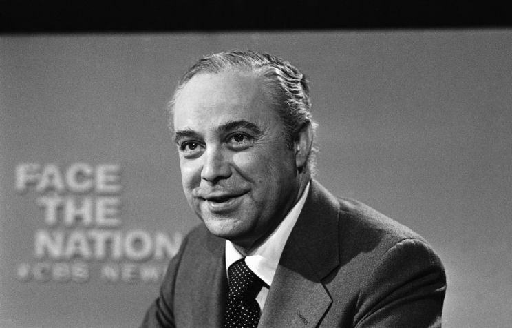 Robert Strauss