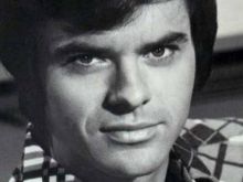 Robert Urich