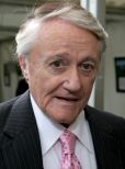 Robert Vaughn