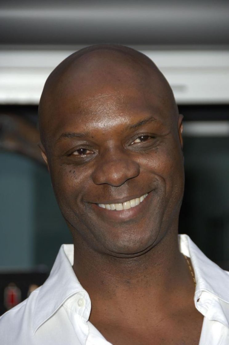 Robert Wisdom