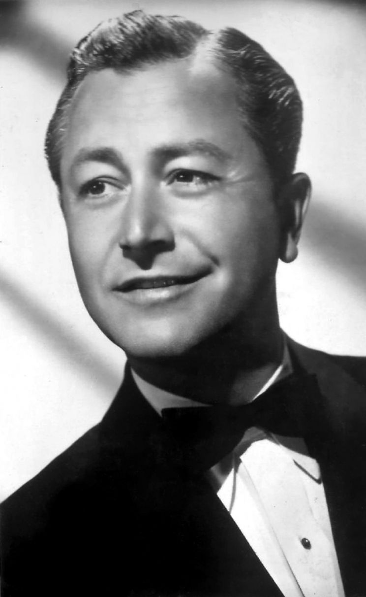 Robert Young