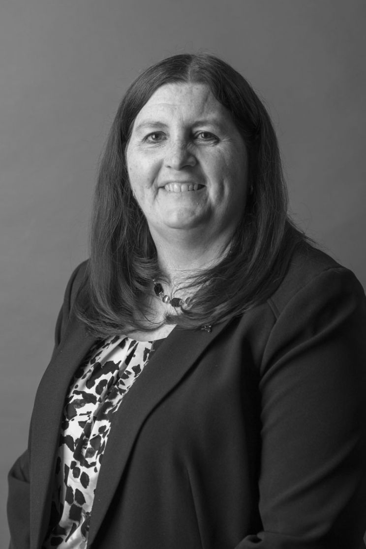 Roberta Taylor