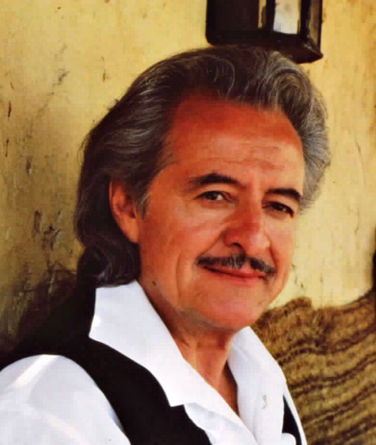 Roberto Contreras