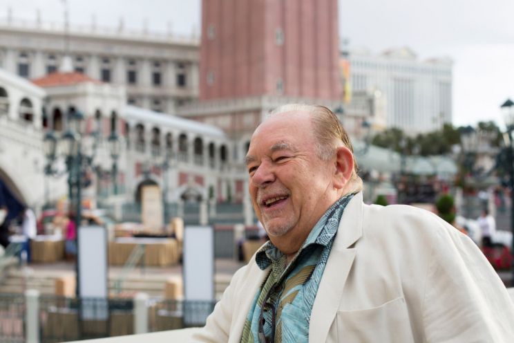 Robin Leach