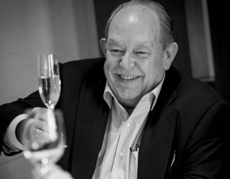 Robin Leach