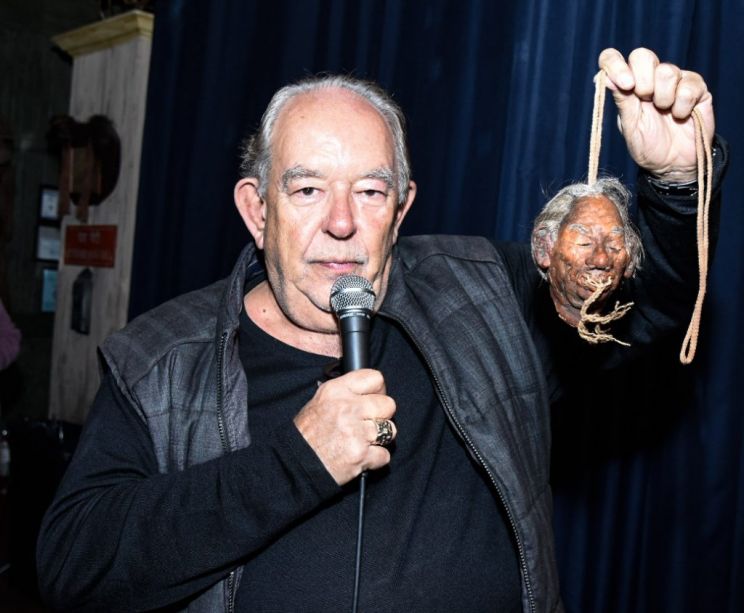 Robin Leach