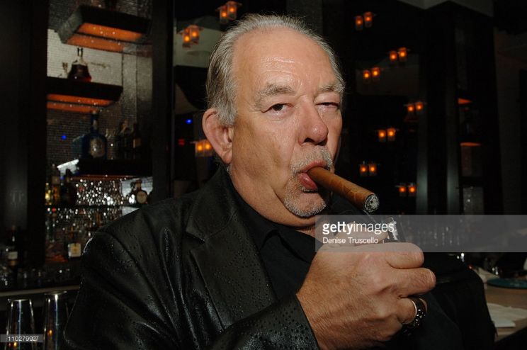 Robin Leach