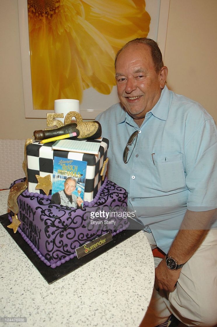 Robin Leach