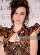 Robin McLeavy #303538 picture (Portrait Medium)