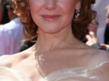 Robin Riker