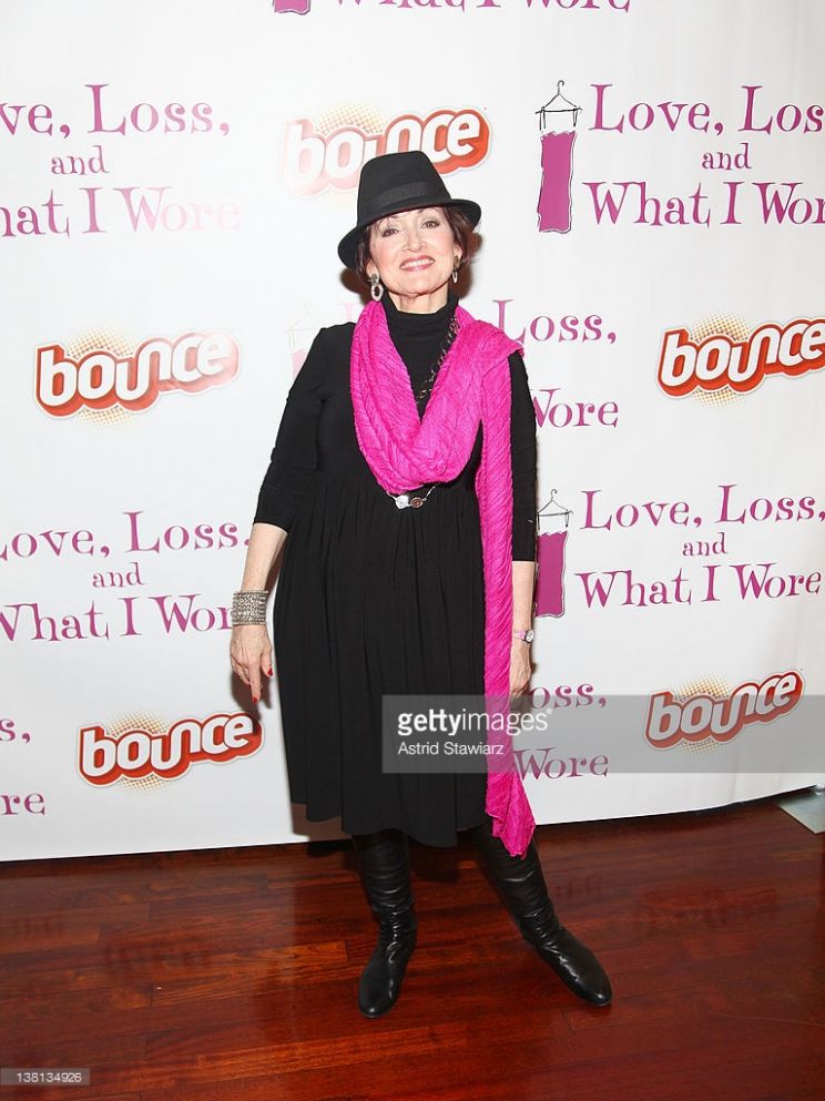 Robin Strasser