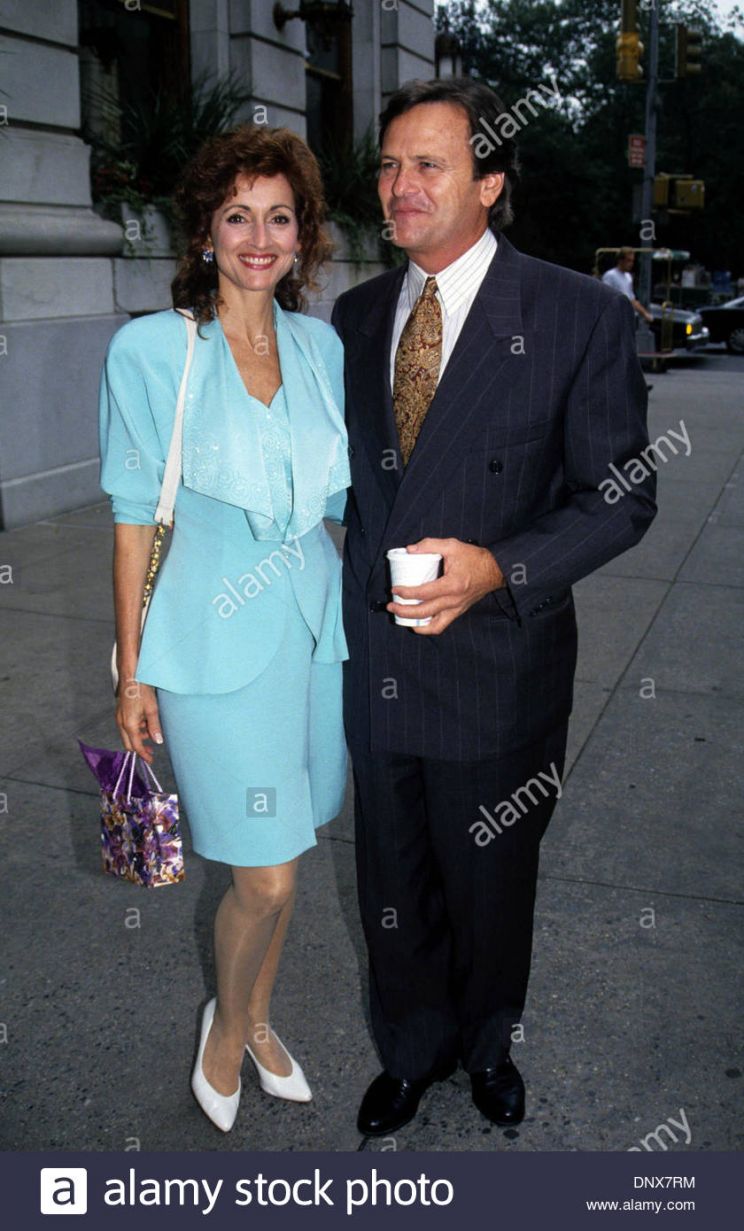 Robin Strasser